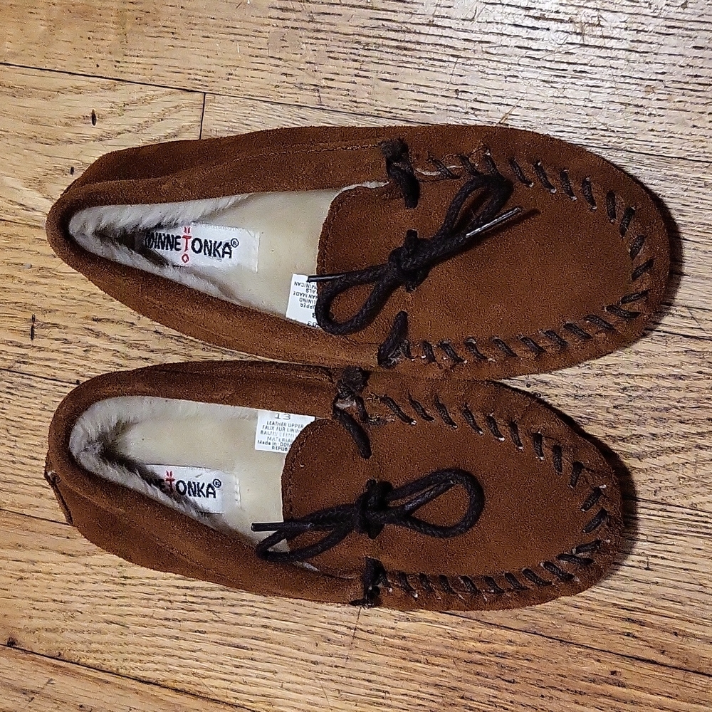 Minnetonka Fur Slippers